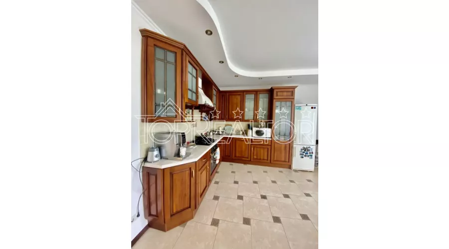 Продам 2-поверх. затишний будинок на Флоринці-2 | Toprealtor