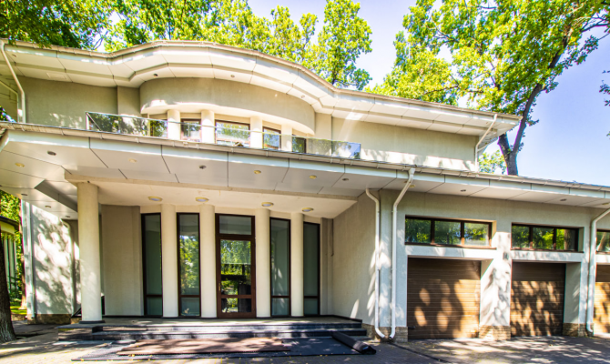 Продаж сучасного 2-поверх. котеджу у Парк Хаус | Toprealtor