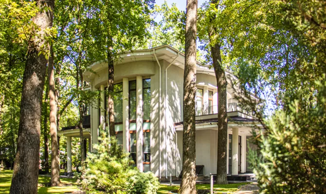 Продаж сучасного 2-поверх. котеджу у Парк Хаус | Toprealtor