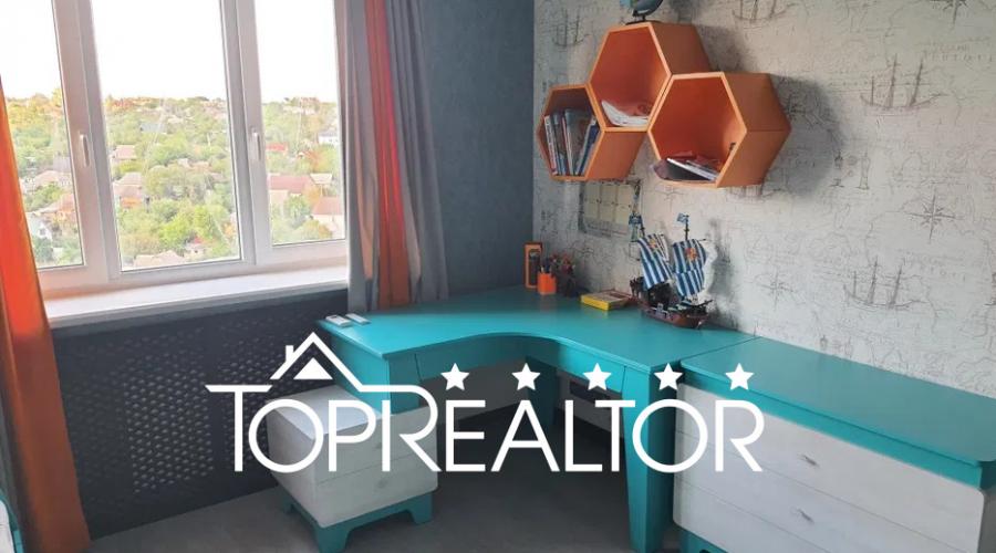 4-кімнатна квартира з авторським ремонтом | Toprealtor