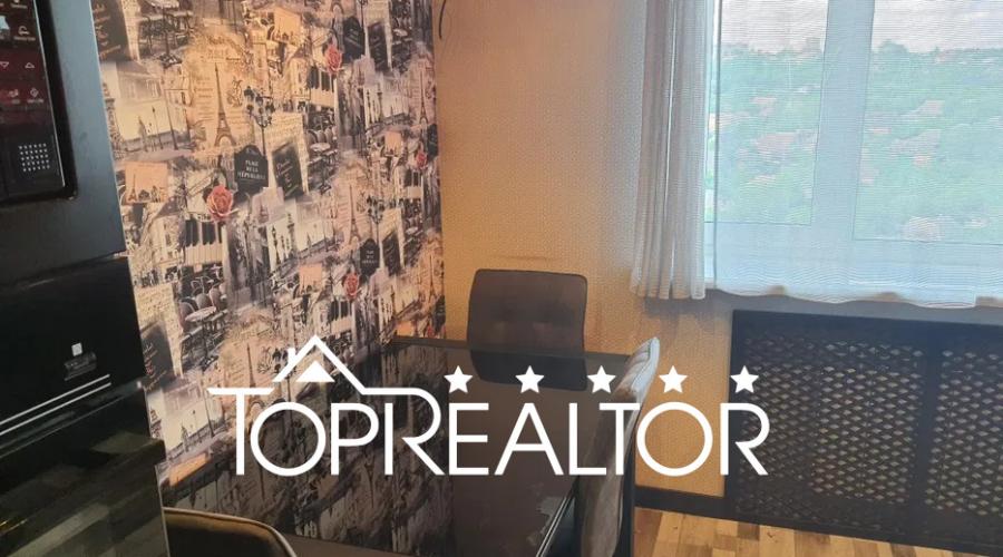 4-кімнатна квартира з авторським ремонтом | Toprealtor