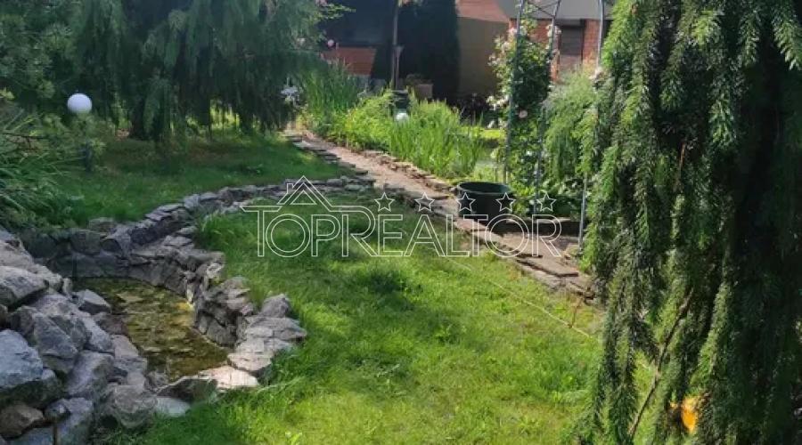 Продаж будинку з басейном на Холодній горі | Toprealtor