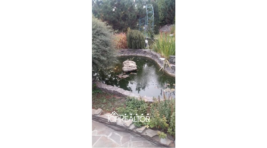 Продаж будинку з басейном на Холодній горі | Toprealtor