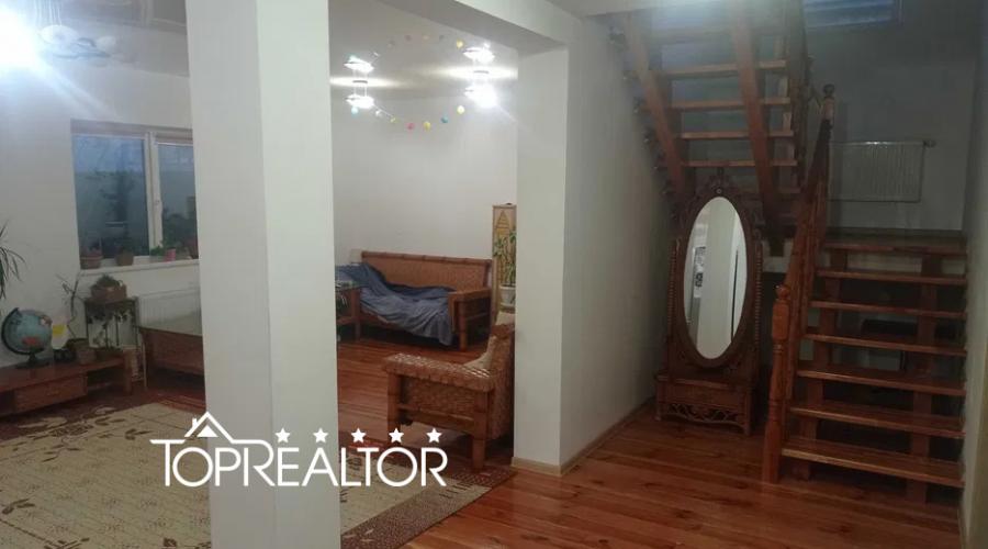 Продаж будинку на пр-ті Науки 65 (р-н Павлове Поле) | Toprealtor