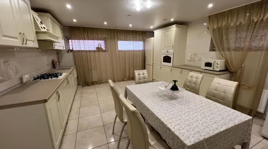 Продаж сучасного 2-поверх. котеджу на Холодній горі | Toprealtor