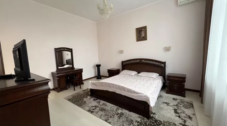 Продаж сучасного 2-поверх. котеджу на Холодній горі | Toprealtor