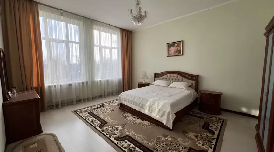 Продаж сучасного 2-поверх. котеджу на Холодній горі | Toprealtor