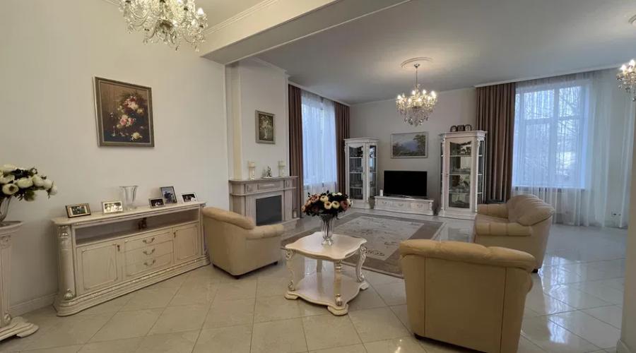 Продаж сучасного 2-поверх. котеджу на Холодній горі | Toprealtor