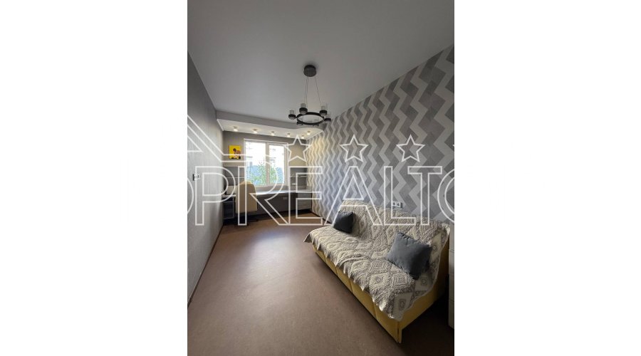 Продаж 3-кімн. квартири у ЖК Олівія поруч із м. Масельського | Toprealtor