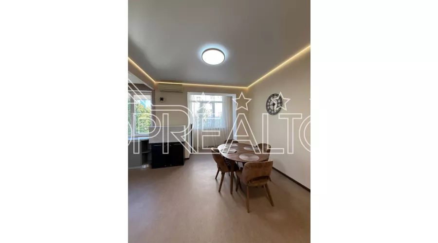 Продаж 3-кімн. квартири у ЖК Олівія поруч із м. Масельського | Toprealtor