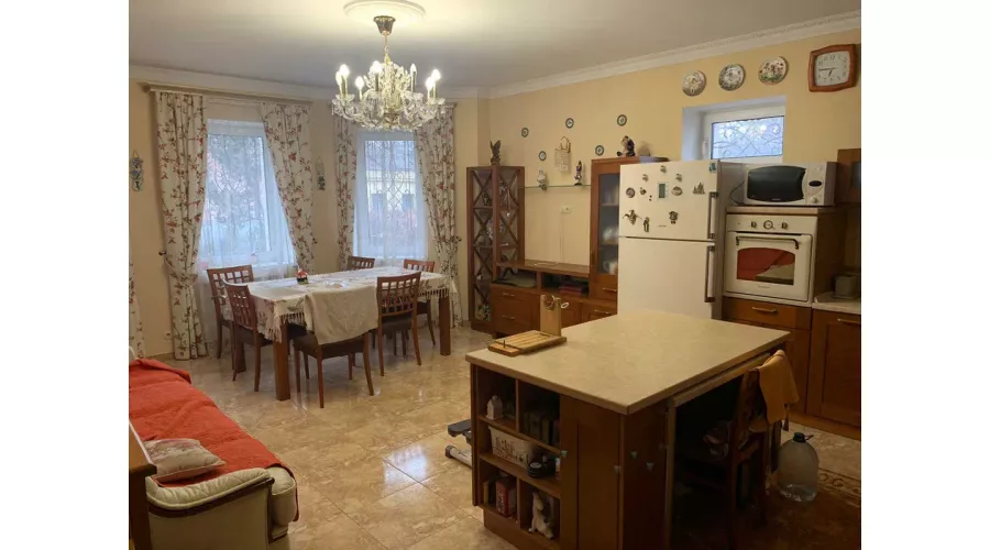 Продаж будинку на Шатилівці | Toprealtor