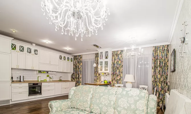 Продаж 2-поверхового будинку з сучасним ремонтом за церквою на вул. Дерев'янка | Toprealtor