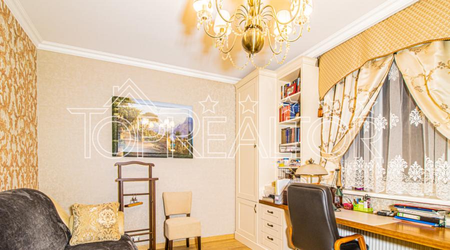 Продаж 2-поверх. будинку з сучасним ремонтом за церквою на вул. Дерев'янка | Toprealtor