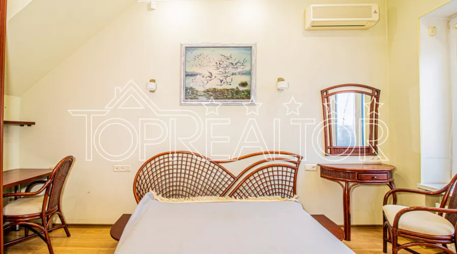 Продаж затишної 3-кімн. квартири на вул. Мироносицька | Toprealtor