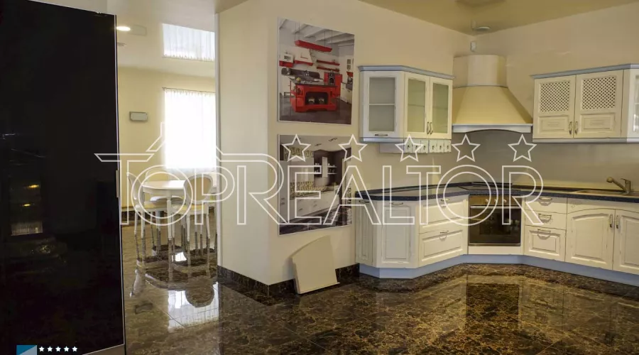 Готовий магазин на Московському проспекті | Toprealtor