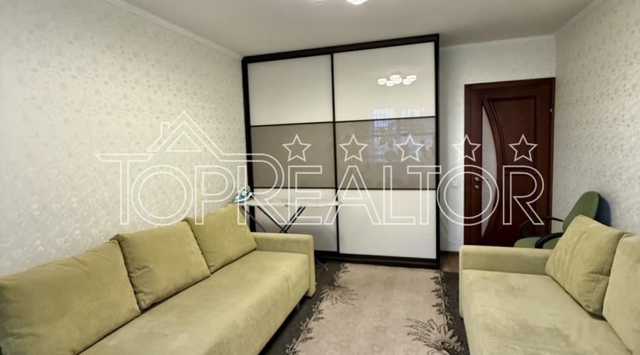 Продаж 3-к квартири МЖК Інтернаціоналіст | Toprealtor