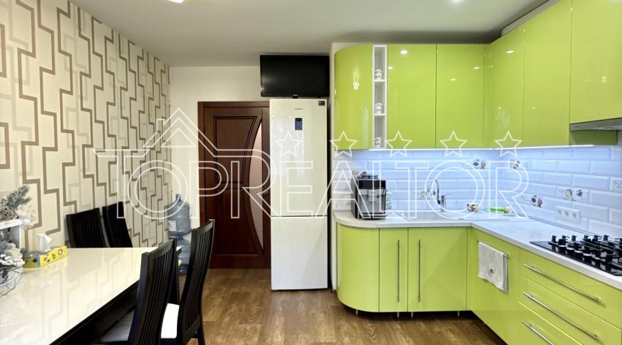 Продаж 3-к квартири МЖК Інтернаціоналіст | Toprealtor