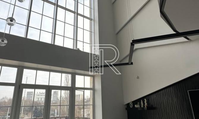 Продаж сучасного 3-поверх. котеджу на Немишлі | Toprealtor