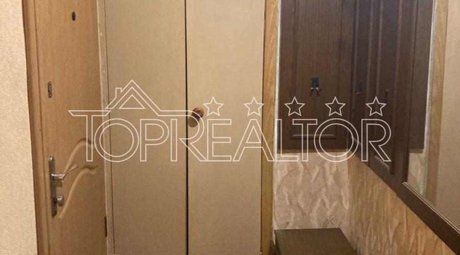 Продаж 1-к квартири на пр. Перемоги, 54Б | Toprealtor