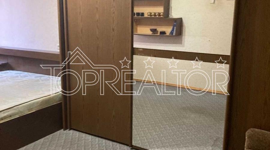 Продаж 1-к квартири на пр. Перемоги, 54Б | Toprealtor