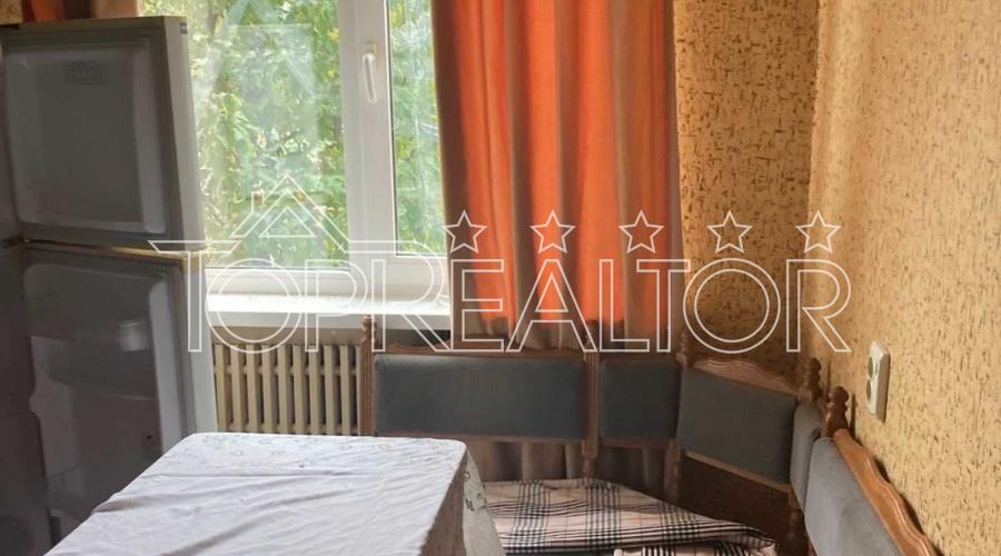 Продаж 1-к квартири на пр. Перемоги, 54Б | Toprealtor