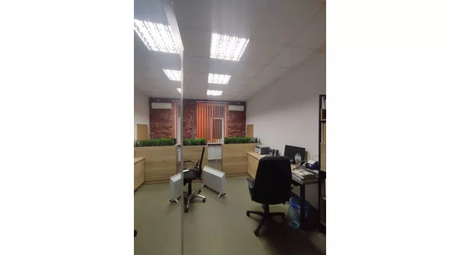 Продаж комерційного приміщення на 1-му поверсі по пр-ту Науки, 22 | Toprealtor