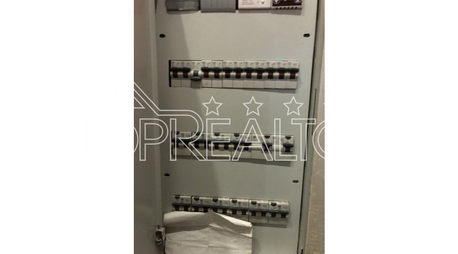 Продаж 4-кімн. студійної квартири з видом на сад Шевченка у ЖК «Театральний» | Toprealtor