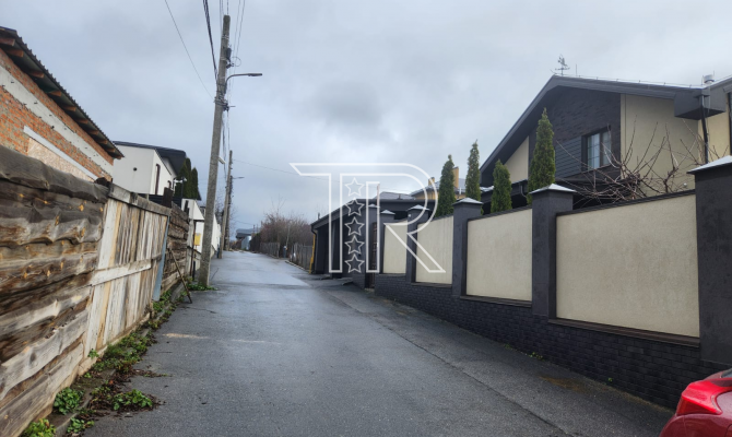 Продаж ділянки у садах за церквою на Павловому Полі | Toprealtor