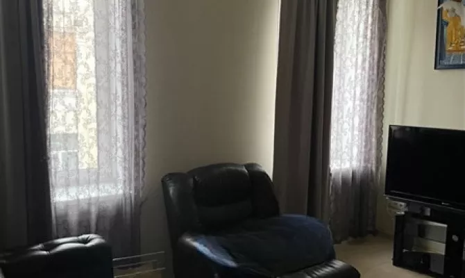 Продаж 3-к квартири в центрі, метро Бекетова | Toprealtor