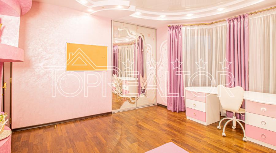 Продаж сучасного будинку в котеджному селищі Флоринка-1 | Toprealtor