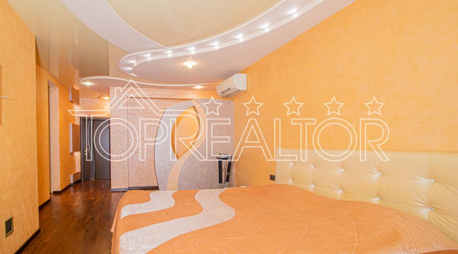 Продаж сучасного будинку в котеджному селищі Флоринка-1 | Toprealtor