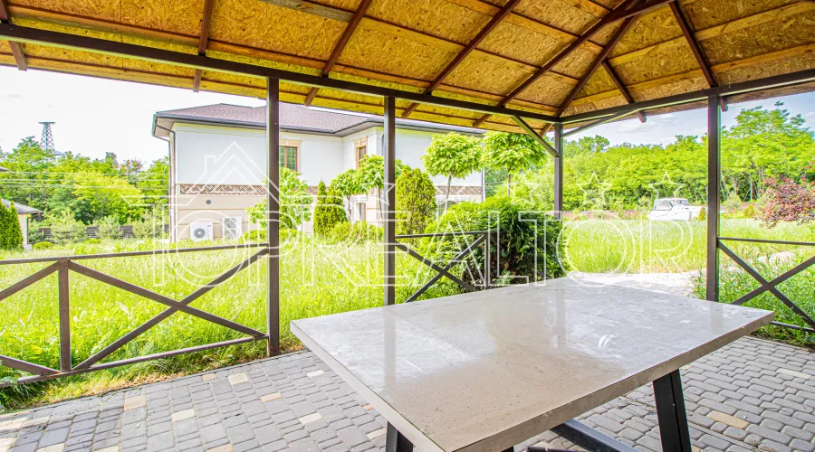 Продажа уютного 2-этажного коттеджа на Флоринке | Toprealtor