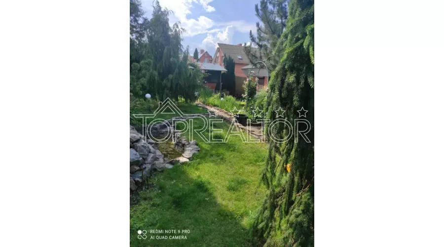 Продажа дома с бассейном на Холодной горе | Toprealtor