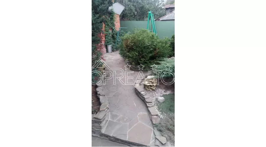 Продажа дома с бассейном на Холодной горе | Toprealtor