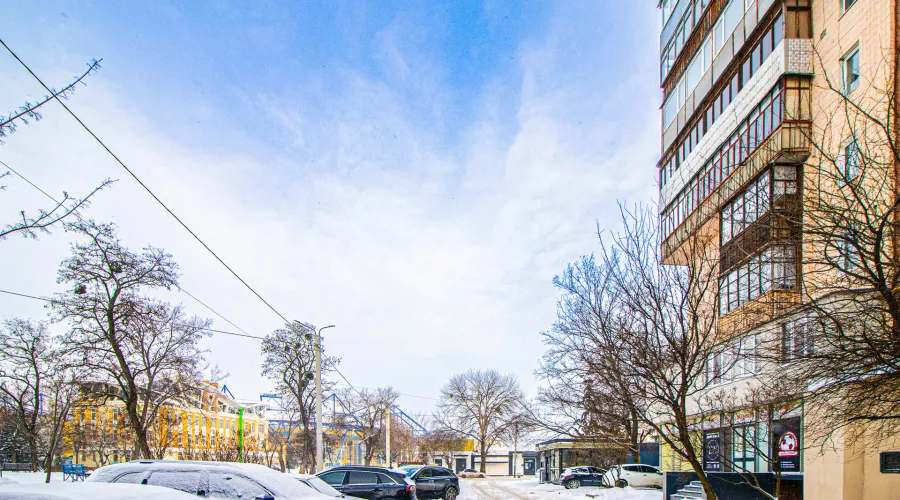 Продаж 2-к квартири біля метро Спортивна | Toprealtor