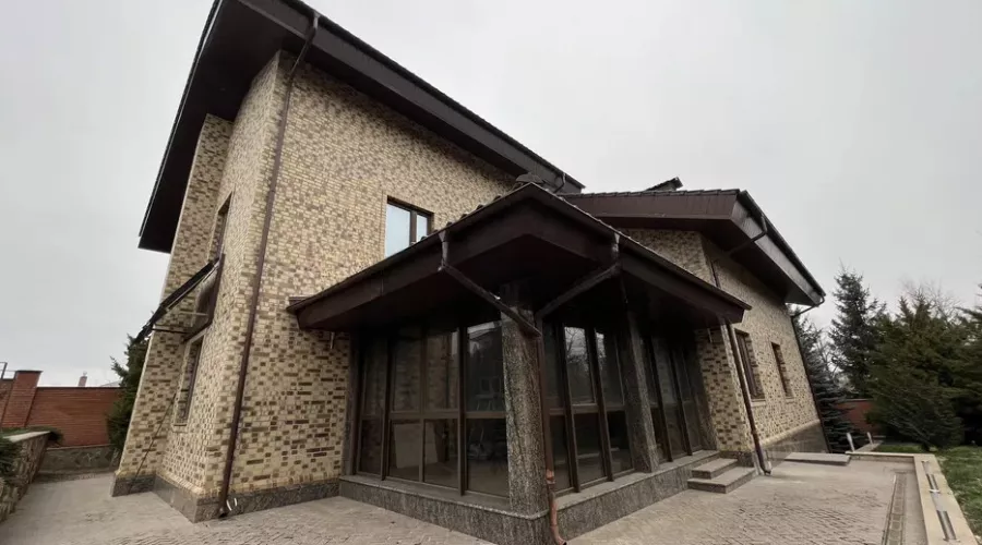 Продажа современного дома в коттеджном посёлке Флоринка-1 | Toprealtor