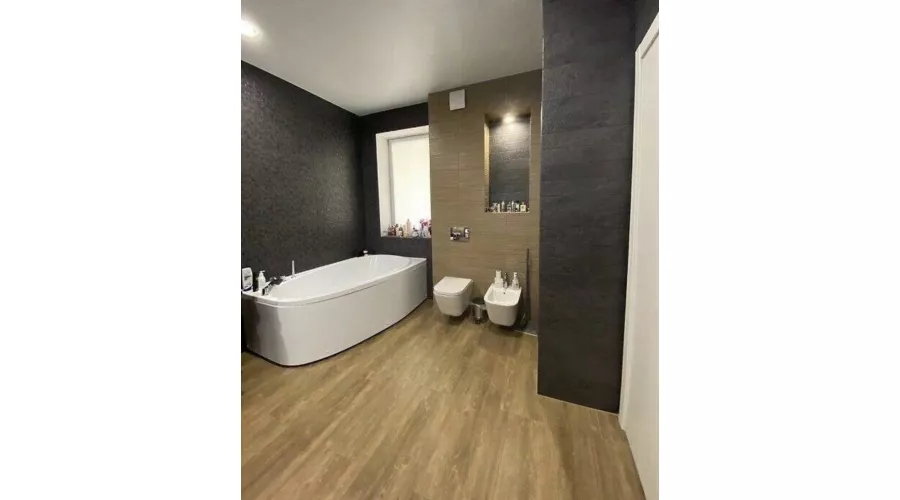 Продаж будинку-дуплекса у районі 23 Серпня | Toprealtor