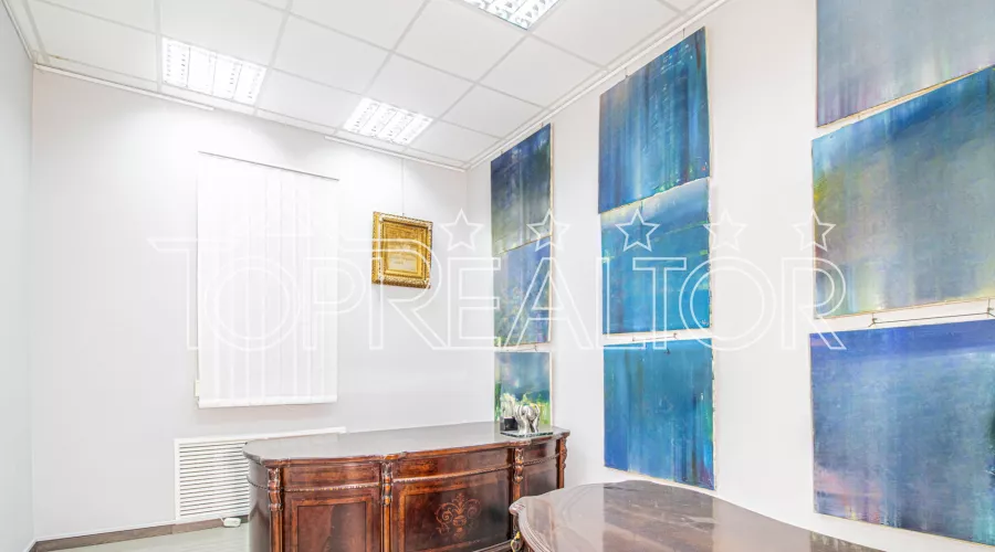 Продажа готового офиса по улице Максимилиановская, 8 | Toprealtor