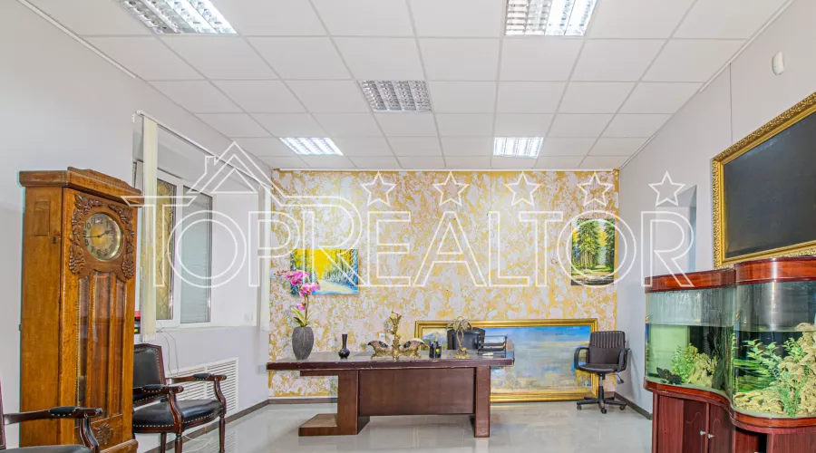Продажа готового офиса по улице Максимилиановская, 8 | Toprealtor
