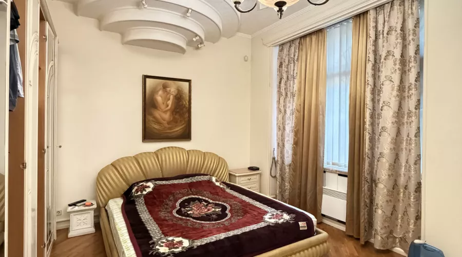 Продаж 4-кімнатної квартири на Гоголя, 11 | Toprealtor