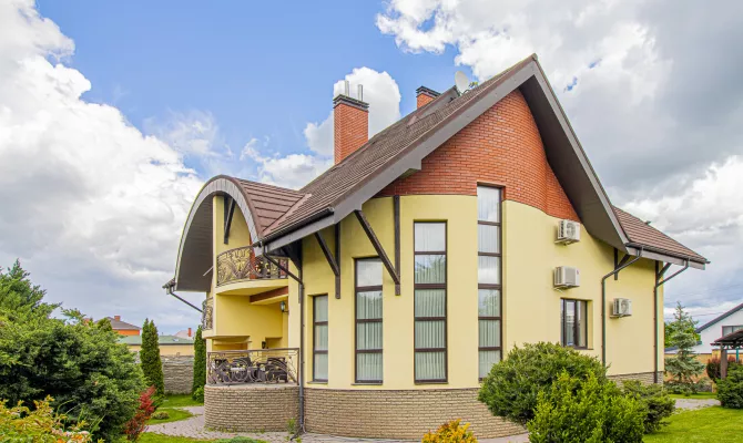 Продаж сучасного будинку у районі ХТЗ | Toprealtor