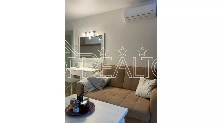 Продажа 1-комнатной квартиры возле м. Дворец Спорта | Toprealtor