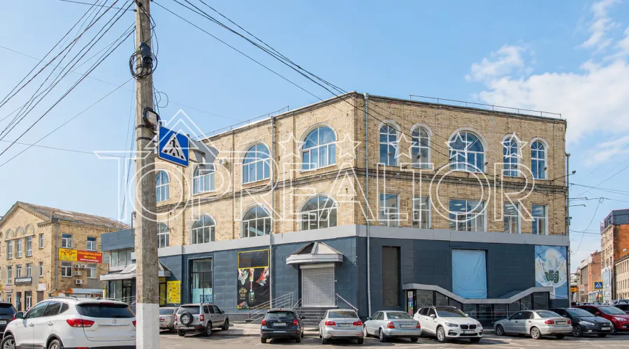 Оренда окремої будівлі | 2 000 м² | Благовіщенський ринок | Toprealtor