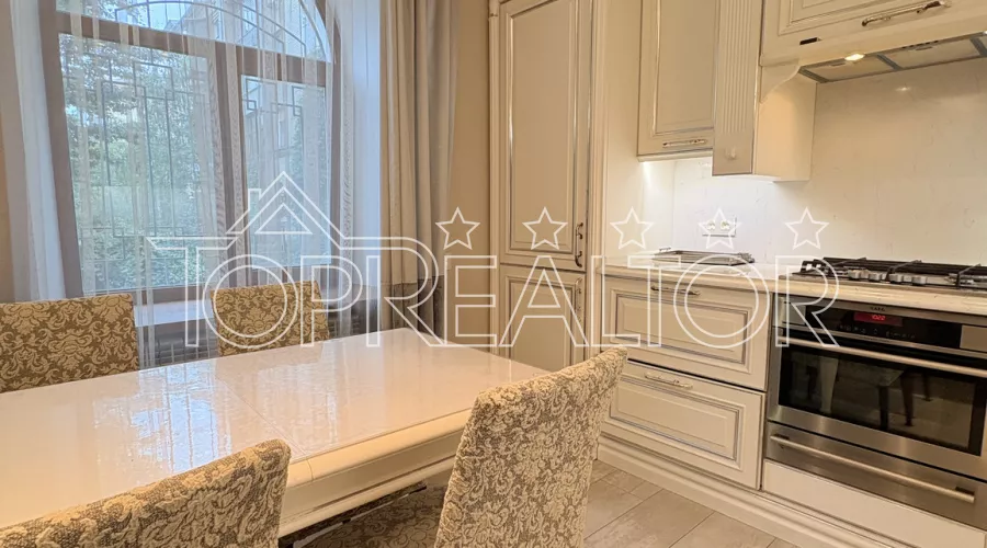 Продажа 3-комнатной студийной квартиры на проспекте Науки, 11 | Toprealtor