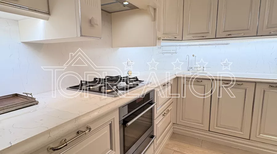 Продажа 3-комнатной студийной квартиры на проспекте Науки, 11 | Toprealtor
