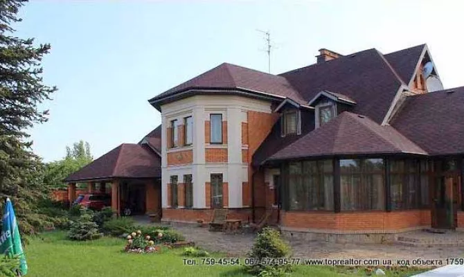 Котедж на Жуковського з капітальним ремонтом | Toprealtor