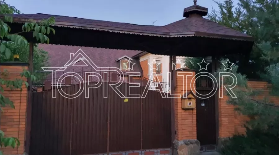 Котедж на Жуковського з капітальним ремонтом | Toprealtor