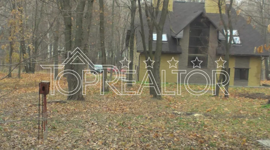 2-поверховий котедж на Родичах | Toprealtor