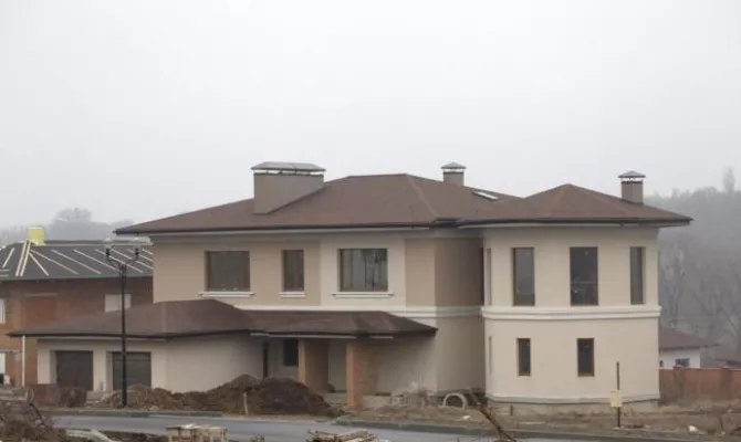 3-поверховий недобудований будинок у котеджному селищі Флоринка-1 | Toprealtor