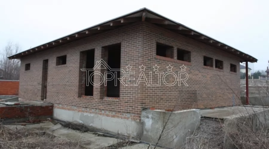 3-поверховий недобудований будинок у котеджному селищі Флоринка-1 | Toprealtor